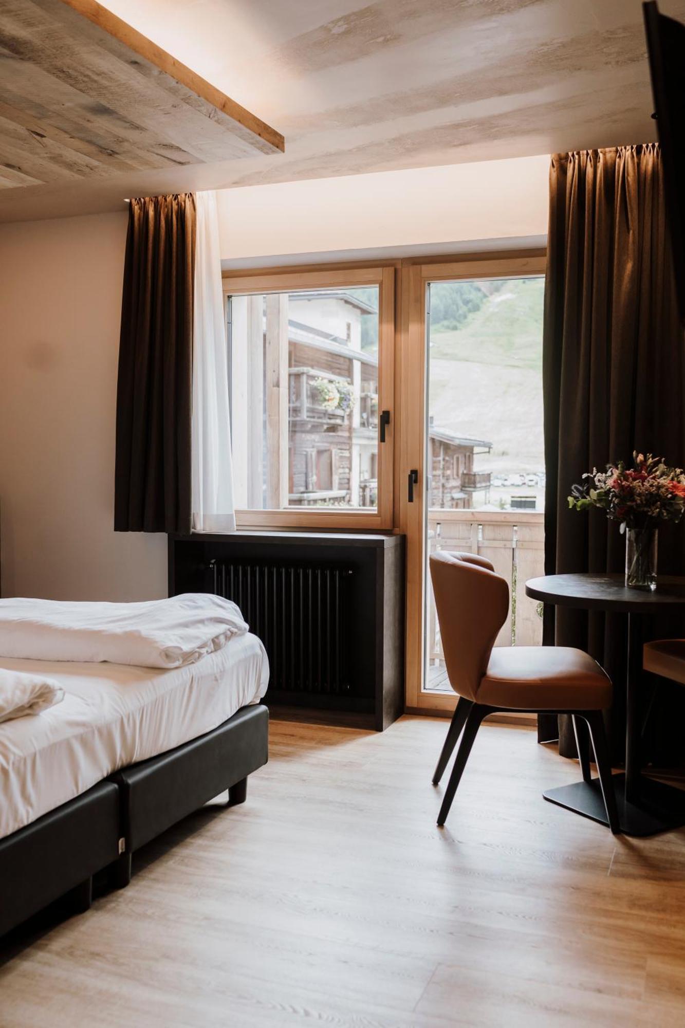 Hotel Concordia Livigno Bagian luar foto