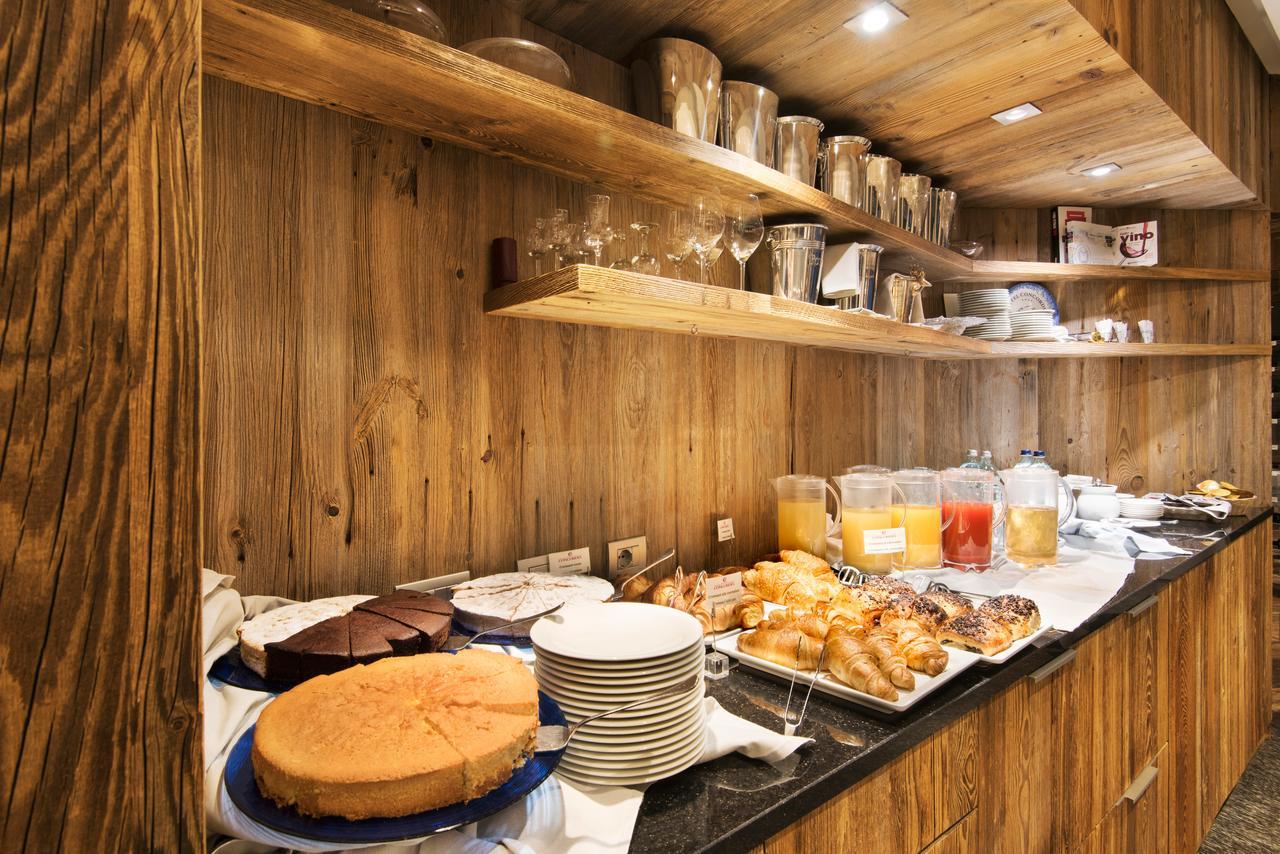 Hotel Concordia Livigno Bagian luar foto